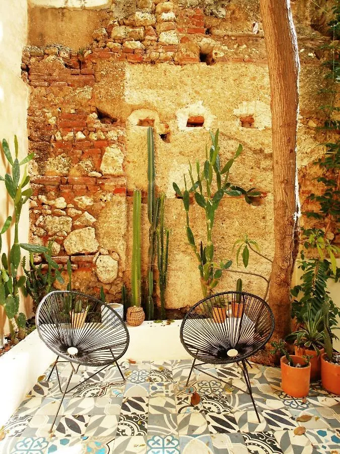 Aparthotel Fixie Lofts - Colonial Villa Suites With Pool Santo Domingo